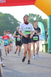 BIB: 1609, 1803
                            <button type="button" onclick="openModal(3648804)" class="btn btn-primary btn-sm float-right btn-popup" data-toggle="modal" data-target=".modal-high-quality">
                        <i class="fas fa-shopping-cart"></i> Add to Cart
                    </button>
                                            <button type="button" onclick="isThisMe(3648804, true)" class="btn btn-success btn-sm float-right btn-popup btn-isme hidden" data-toggle="tooltip" data-placement="bottom" title="นี่คือรูปของคุณใช่ไหม คลิกที่นี่เพื่อเอาเข้าอัลบั้ม">
                        <i class="fas fa-plus"></i> Add to album
                    </button>
                    <button type="button" onclick="isThisMe(3648804, false)" class="btn btn-warning btn-sm float-right btn-popup btn-isnotme hidden">
                        <i class="fas fa-ban"></i> Remove from album
                    </button>